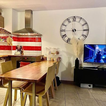 Joli T2 Dans Annecy Apartamento Exterior foto